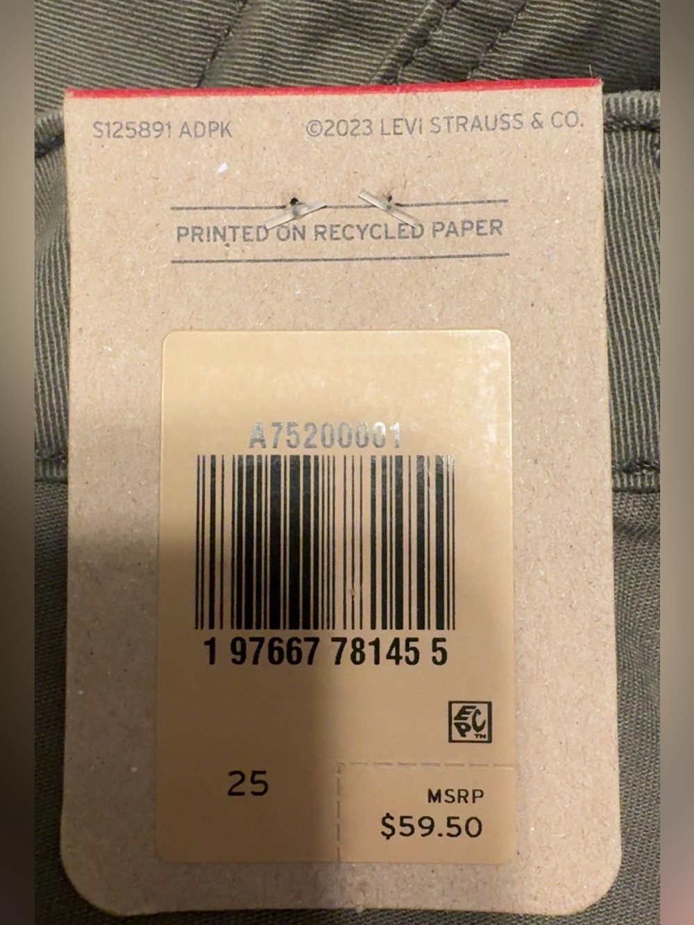 Levi’s Women’s 94’ Cargo Mini Skirt Size 25 NWT - Picture 6 of 9
